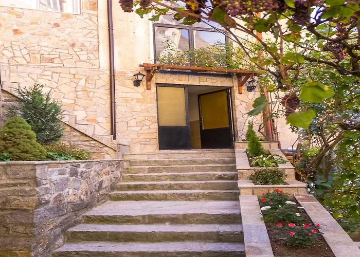 Gasthof Trite Bora Narechenski Bani